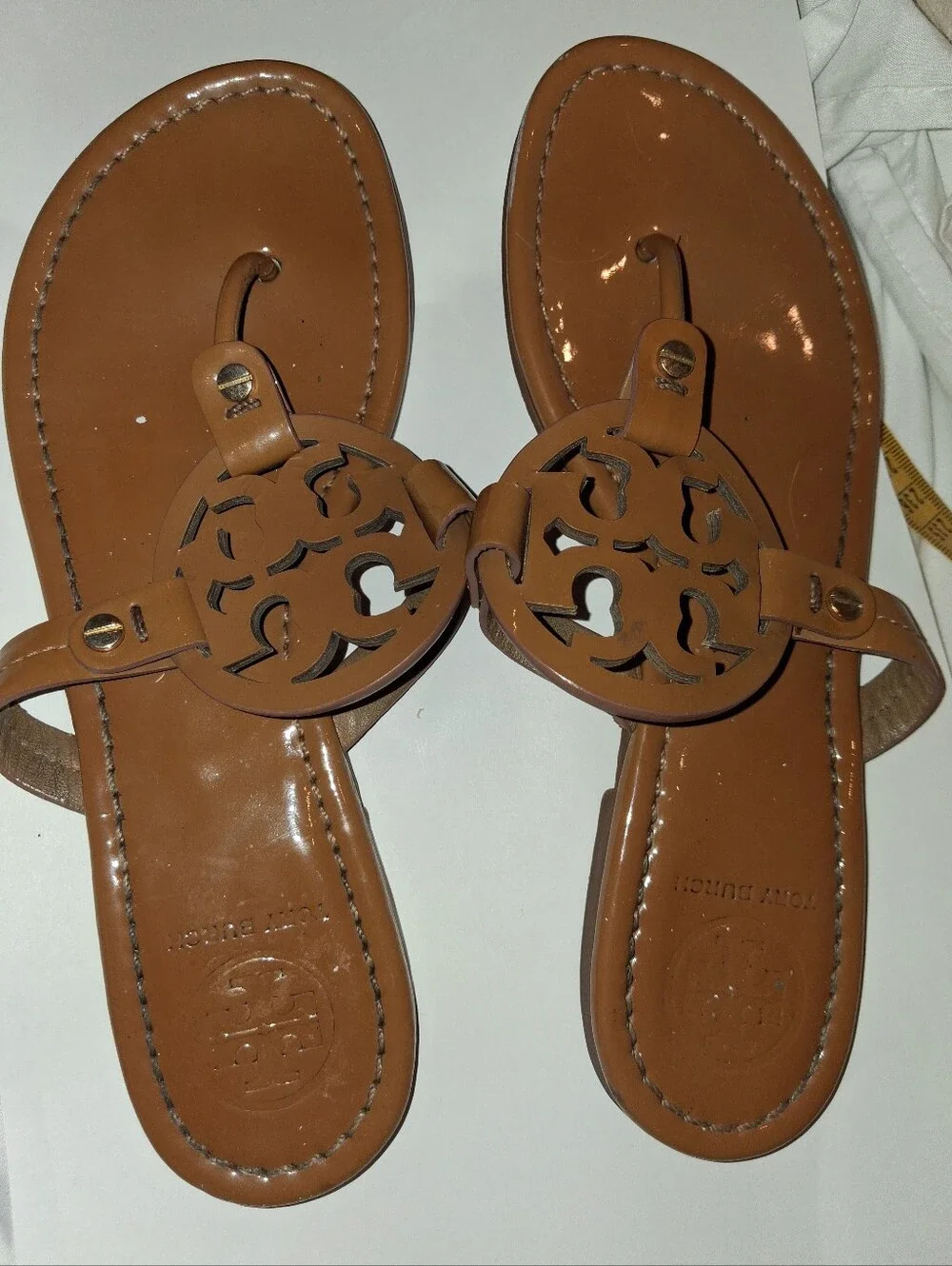 Tory Burch Tan Leather Miller Thong Sandals - Picture 1 of 4
